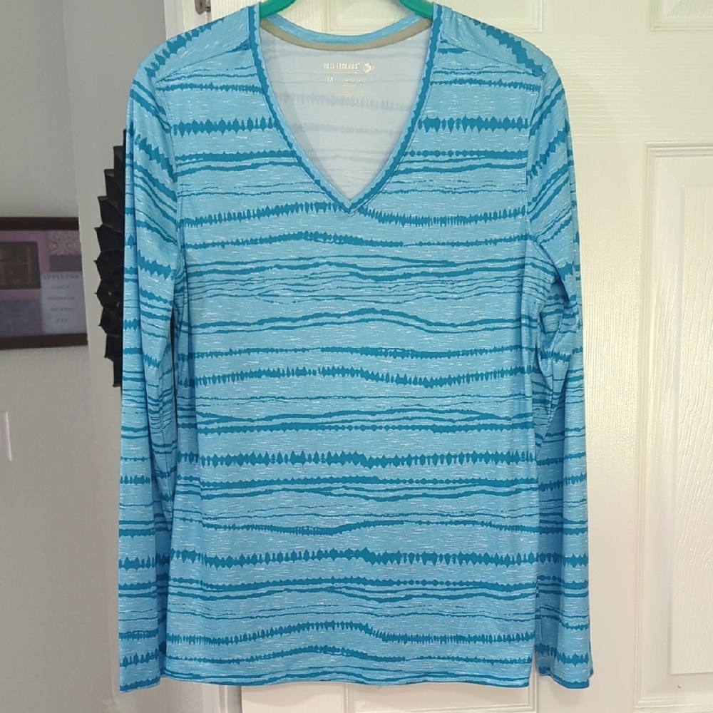 Like NewReel Legends Reel Tec Blue Performance Long Sleeve V-Neckline Medium Top